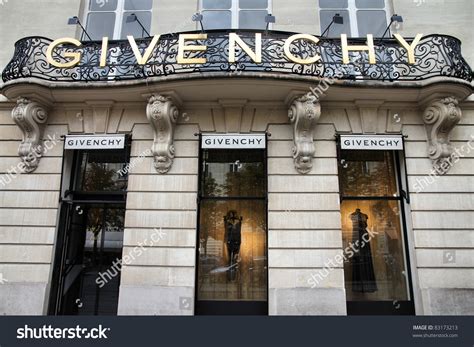 givenchy francia